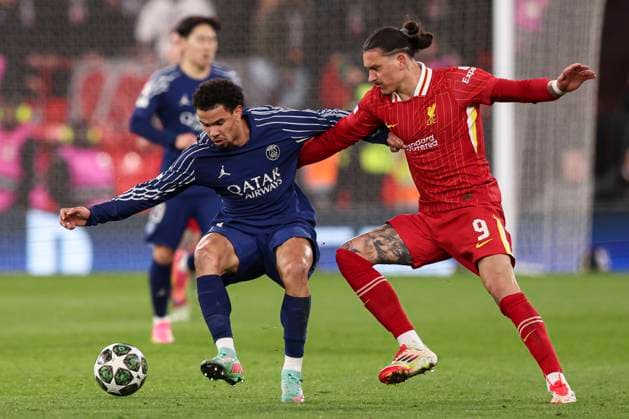 Liverpool FC v Paris Saint-Germain F.C Warren ZaÃ¯re-Emery of PSG (L) battles with Darwin Nunez of Liverpool (R) during the Liverpool FC v Paris Saint-Germain F.C UEFA Champions League, Round of 16, 2nd Leg match at Anfield, Liverpool, England, United Kingdom on 11 March 2025 Credit: Jake Kirkman Every Second Media Editorial use only. All images are copyright Every Second Media Limited. No images may be reproduced without prior permission. Copyright: xIMAGO EveryxSecondxMediax ESM-1361-0048 JakexKirkmanx xEveryxSecondxMedix
