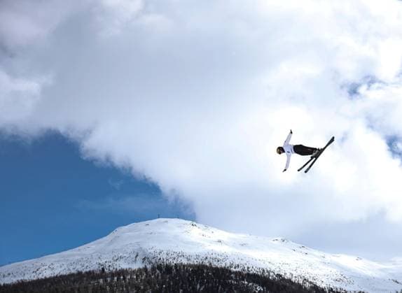 (250312) -- LIVIGNO, March 12, 2025 -- China s Li Tianma attends a practice session before the 2024-2025 FIS Freestyle Ski World Cup at the Livigno Aerials & Moguls Park, in Livigno, Italy, March 11, 2025. ) (SP)ITALY-LIVIGNO-FREESTYLE SKI-WORLD CUP-PRACTICE LixJing 