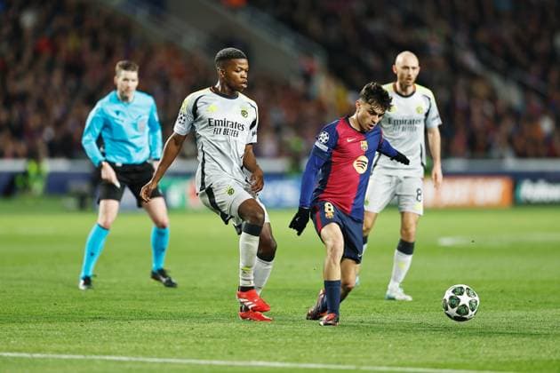 (L-R) Florentino Luis (Benfica), Pedri (Barcelona), MARCH 11, 2025 - Football Soccer : UEFA Champions League Round of 16 2nd leg match between FC Barcelona, Barca 3-1 SL Benfica at the Estadi Olimpic Lluis Companys in Barcelona, Spain. Noxthirdxpartyxsales  (284506033)