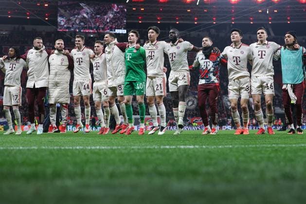 UEFA Champions League Bayer 04 Leverkusen FC Bayern Munich on 11 03 2025 at the BayArena in Leverkusen Cheering and joy about the victory and the progress of the FC Bayern Munich team, here with Michael Olise Muenchen 17 , Josip Stanisic Muenchen 44 , Leon Goretzka Muenchen 8 , goalkeeper Jonas Urbig Muenchen 40 , Hiroki Ito Muenchen 21 , Dayot Upamecano Muenchen 2 , Minjae Kim Muenchen 3 , Joao Palhinha Muenchen 16 MH