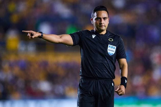 RECORD DATE NOT STATED Concacaf Champions Cup 2025 Tigres UANL vs FC Cincinnati Referee Said Martinez of Honduras during the round of 16 second leg match between Tigres UANL and FC Cincinnati as part of the CONCACAF Champions Cup 2025, at Universitario Stadium on March 11, 2025 in Monterrey, Nuevo Leon, Mexico. MONTERREY NUEVO LEON MEXICO  Copyright: xJONATHANxDUENASx 20250311205822_CCC_2025_R16_UANL_CIN_MARTINEZ90