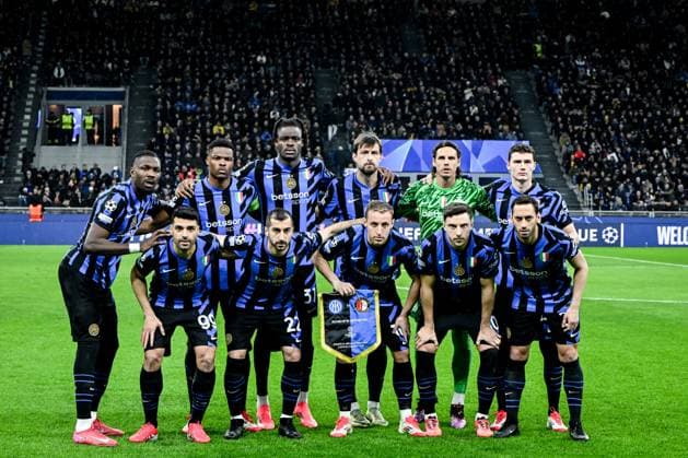Champions League. FC Internazionale Milano Vs Feyenoord FC Internazionale Milano vs Feyenoord - UEFA Champions League 2024 25 Round of 16 Second Leg, at the San Siro Stadium. In the photo: Foto squadra Inter, Credit:Nicola Marfisi Avalon Italy, MI, Milan  Copyright: xNicolaxMarfisix xAvalonx 0807111141st