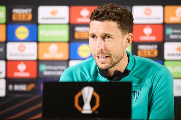 Fußball, EL, Athletic Bilbao Pressekonferenz Athletic Club v AS Roma - UEFA Europa League 2024 25 Round of 16 Second Leg press conference, PK, Pressekonferenz Oscar de Marcos of Athletic Club attends the press conference prior to the UEFA Europa League 2024 25 Round of 16 Second Leg match between Athletic Club and AS Roma at San Mames on March 12, 2025, in Bilbao, Spain. Bilbao San Mames Basque Country Spain RL_ATHvASR_000005 Copyright: xRicardoxLarreinax