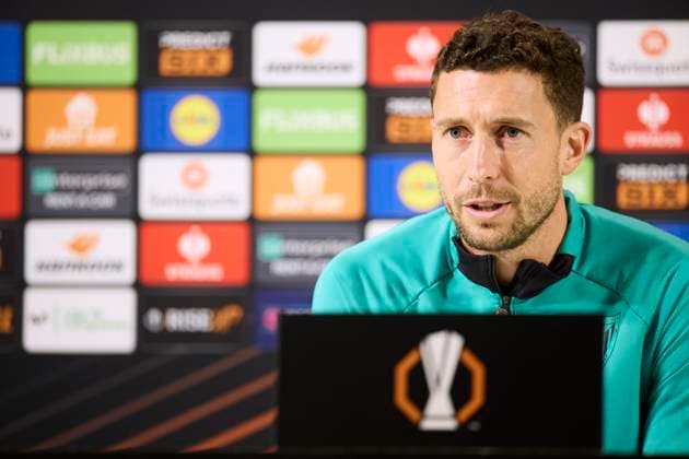 Fußball, EL, Athletic Bilbao Pressekonferenz Athletic Club v AS Roma - UEFA Europa League 2024 25 Round of 16 Second Leg press conference, PK, Pressekonferenz Oscar de Marcos of Athletic Club attends the press conference prior to the UEFA Europa League 2024 25 Round of 16 Second Leg match between Athletic Club and AS Roma at San Mames on March 12, 2025, in Bilbao, Spain. Bilbao San Mames Basque Country Spain RL_ATHvASR_000010 Copyright: xRicardoxLarreinax