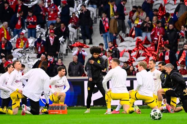 FOOTBALL : Lille vs Borussia Dortmund - Ligue des Champions - 12 03 2025 Borussia Dortmund players warm up prior to UEFA Champions League match between Lille OSC and Borussia Dortmund at Stade Pierre Mauroy on March 12, 2025 in Lille, France. ( Photo by Dante Badano PsnewZ ) - LilleFrance  Copyright: xDantexBadanox