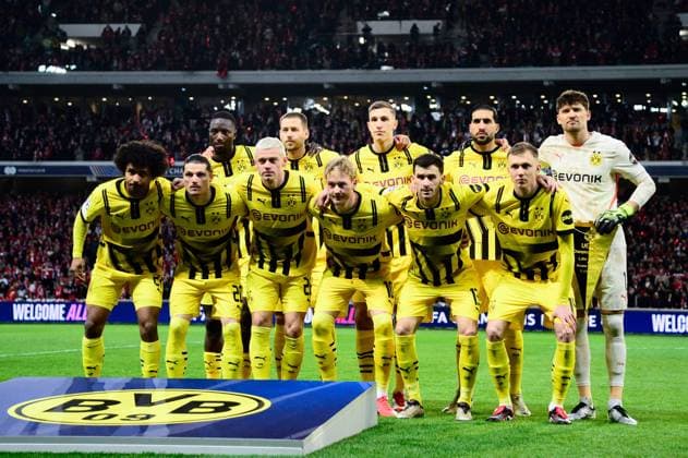 FOOTBALL : Lille vs Borussia Dortmund - Ligue des Champions - 12 03 2025 Borussia Dortmund team pose before UEFA Champions League match between Lille OSC and Borussia Dortmund at Stade Pierre Mauroy on March 12, 2025 in Lille, France. ( Photo by Dante Badano PsnewZ ) - LilleFrance  Copyright: xDantexBadanox