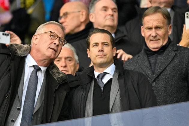 Lille, Stade Pierre Mauroy, 12 03 25, FRA, Men, UEFA Champions League, Season 2024 2025, Round of 16, OSC Lille Borussia Dortmund Picture from left Board member Thomas TRESS Dortmund ,,,Managing director Lars RICKEN Dortmund , Managing director Hans Joachim WATZKE Dortmund UEFA regulations prohibit any use of photographs as image sequences and or quasi video Hauts de France France