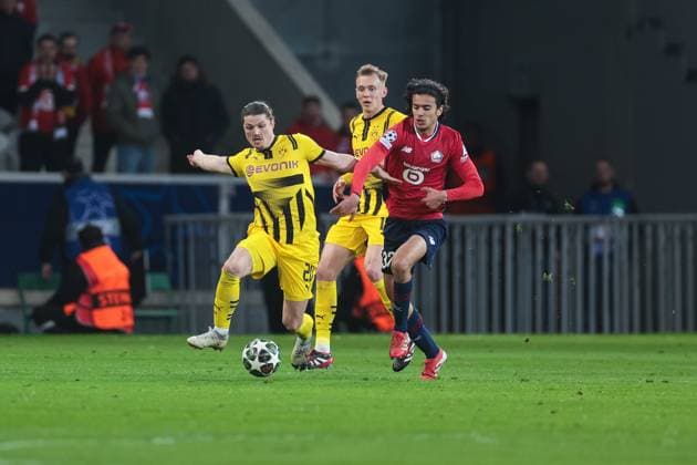 12 03 2025, UEFA Champions League, round of 16, Lille OSC Borussia Dortmund, f l Marcel Sabitzer Borussia Dortmund , Ayyoub Bouaddi LOSC Lille , Lille Stade Pierre Mauroy Decathlon Arena Paris xRHR PHOTO DEx Copyright: DennisxEwert RHR-FOTOx RHR-FOTO DE