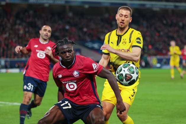 12 03 2025, UEFA Champions League, round of 16, Lille OSC Borussia Dortmund, f l Ngal Ayel Mukau LOSC Lille , Waldemar Anton Borussia Dortmund , Lille Stade Pierre Mauroy Decathlon Arena Paris xRHR PHOTO DEx Copyright: DennisxEwert RHR-FOTOx RHR-FOTO DE