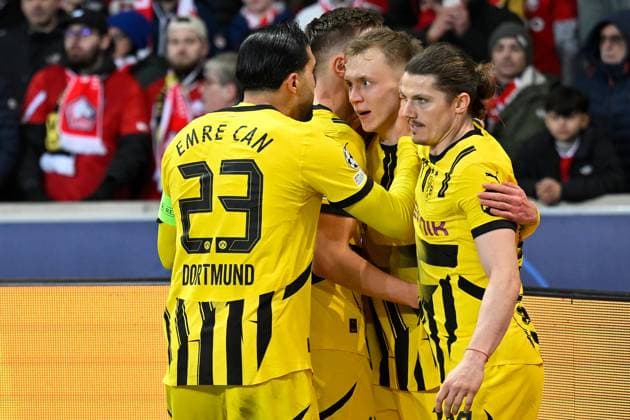 Lille, Stade Pierre Mauroy, 12 03 25, FRA, Men, UEFA Champions League, Season 2024 2025, Round of 16, OSC Lille Borussia Dortmund Picture Maximilian BEIER Dortmund cheers after his goal for 1 2 UEFA regulations prohibit any use of photographs as image sequences and or quasi video Hauts de France France