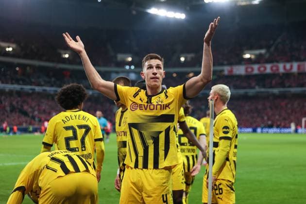 12 03 2025, UEFA Champions League, round of 16, Lille OSC Borussia Dortmund, Nico Schlotterbeck Borussia Dortmund cheers, Lille Stade Pierre Mauroy Decathlon Arena Paris xRHR PHOTO DEx Copyright: DennisxEwert RHR-FOTOx RHR-FOTO DE
