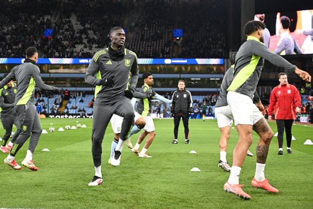 Aston Villa v Club Brugge - UEFA Champions League BIRMINGHAM, ENGLAND - MARCH 12 : Onana Amadou midfielder of Aston Villa warming up during the UEFA Champions League 2024 25 round of 16 match second leg between Aston Villa and Club Brugge on March 12, 2025 in Birmingham, England, 12 03 2025 Birmingham England  Copyright: xVincentxKalutx