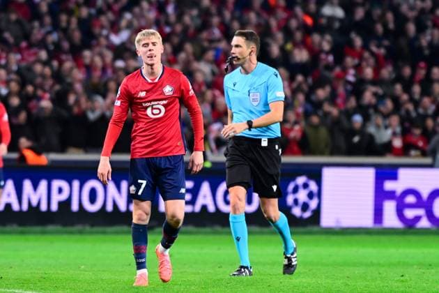 FOOTBALL : Lille vs Borussia Dortmund - Ligue des Champions - 12 03 2025 Hakon HARALDSSON ( 7 - Lille ) looks dejected during UEFA Champions League match between Lille OSC and Borussia Dortmund at Stade Pierre Mauroy on March 12, 2025 in Lille, France. ( Photo by Dante Badano PsnewZ ) - LilleFrance  Copyright: xDantexBadanox