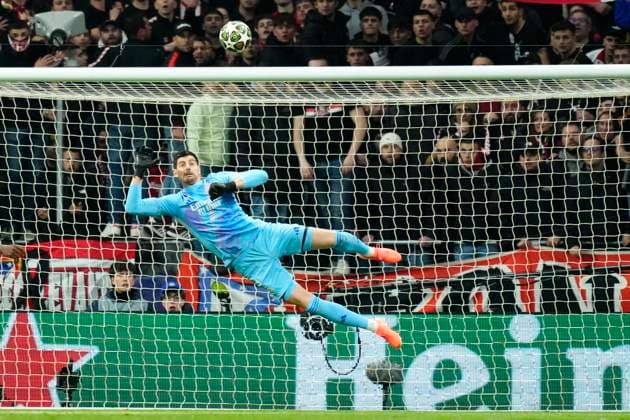 Atletico de Madrid v Real Madrid C.F. - UEFA Champions League 2024 25 Round of 16 Second Leg Thibaut Courtois goalkeeper of Real Madrid and Belgium during the UEFA Champions League 2024 25 UEFA Champions League 2024 25 Round of 16 second leg match between Atletico de Madrid and Real Madrid C.F. at Estadio Riyadh Air Metropolitano on March 12, 2025 in Madrid, Spain. Madrid Spain  Copyright: xJosexBretonx originalFilename:bretonhernandez-atletico250312_npXWm.jpg