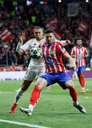 Atletico de Madrid v Real Madrid C.F. - UEFA Champions League 2024 25 Round of 16 Second Leg Clement Lenglet of Atletico Madrid and Kylian Mbappe of Real Madrid CF challenge during the UEFA Champions League 2024 25 UEFA Champions League 2024 25 Round of 16 second leg match between Atletico de Madrid and Real Madrid C.F. at Estadio Civitas Metropolitano on March 12, 2025 in Madrid, Spain. Madrid Estadio Metropolitano Spain Spain Copyright: xRichardxSellers Sportsphoto APLx 14061019