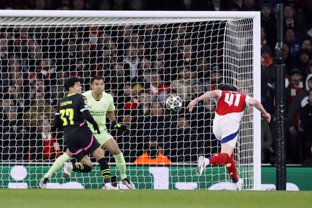LONDON - Declan Rice of Arsenal FC heads in the 2-1 during the UEFA Champions league match between Arsenal FC and PSV Eindhoven at Emirates Stadium on March 12, 2025 in London, England. ANP KOEN VAN WEEL UEFA Champions League 2024 25 Round of 16 Second Leg 2024 25 xVIxANPxSportx xxANPxIVx 522216674 originalFilename: 522216674.jpg