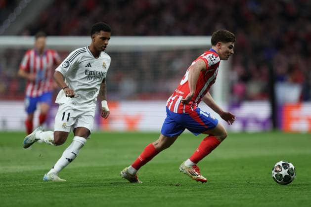 ESP: Atletico de Madrid - Real Madrid. UEFA Champions League match. Round of 16. Second Leg. Julian Alvarez of Atletico de Madrid during the UEFA Champions League match, Round of 16, second leg, between Atletico de Madrid and Real Madrid played at Riyadh Air Metropolitano Stadium on March 12, 2025 in Madrid Spain. kpng Copyright: xAntonioxPozox xPRESSINPHOTOx AP_250312_ATL_RMA_UCL_032