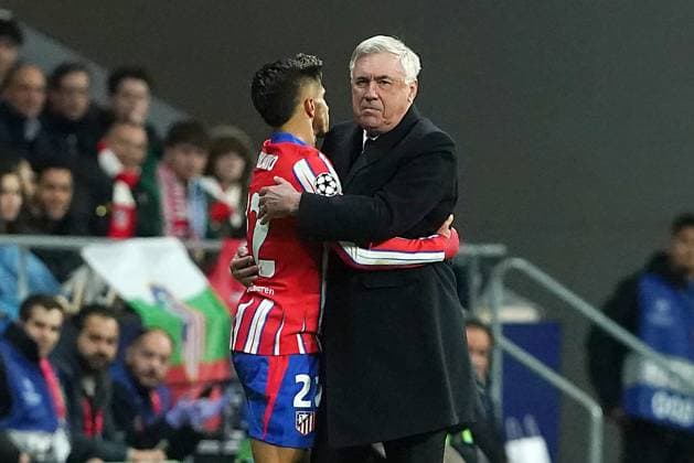 ATLETICO DE MADRID v REAL MADRID CF. CHAMPIONS LEAGUE 2024 2025. ROUND OF 16. 2ND LEG MATCH. Atletico de Madrid s Giuliano Simeone (l) and Real Madrid CF s coach Carlo Ancelotti during Champions League 2024 2025 Round of 16 2nd leg match. March 12,2025. (ALTERPHOTOS Acero) MadridSpain  Copyright: xAcerox