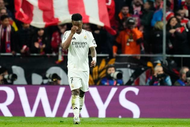 Atletico de Madrid v Real Madrid C.F. - UEFA Champions League 2024 25 Round of 16 Second Leg Vinicius Junior left winger of Real Madrid and Brazil after failed the penalty during the UEFA Champions League 2024 25 UEFA Champions League 2024 25 Round of 16 second leg match between Atletico de Madrid and Real Madrid C.F. at Estadio Riyadh Air Metropolitano on March 12, 2025 in Madrid, Spain. Madrid Spain  Copyright: xJosexBretonx originalFilename:bretonhernandez-atletico250312_npDgF.jpg