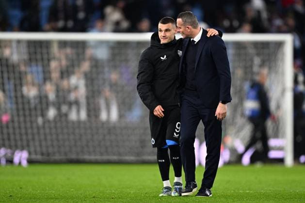 Aston Villa v Club Brugge - UEFA Champions League BIRMINGHAM, ENGLAND - MARCH 12 : Jutgla Ferran forward of Club Brugge and Hayen Nicky head coach of Club Brugge dejected after the game during the UEFA Champions League 2024 25 round of 16 match second leg between Aston Villa and Club Brugge on March 12, 2025 in Birmingham, England, 12 03 2025 Birmingham England  Copyright: xTomasxSiskx