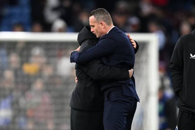 Aston Villa v Club Brugge - UEFA Champions League BIRMINGHAM, ENGLAND - MARCH 12 : Jutgla Ferran forward of Club Brugge and Hayen Nicky head coach of Club Brugge dejected after the game during the UEFA Champions League 2024 25 round of 16 match second leg between Aston Villa and Club Brugge on March 12, 2025 in Birmingham, England, 12 03 2025 Birmingham England  Copyright: xTomasxSiskx