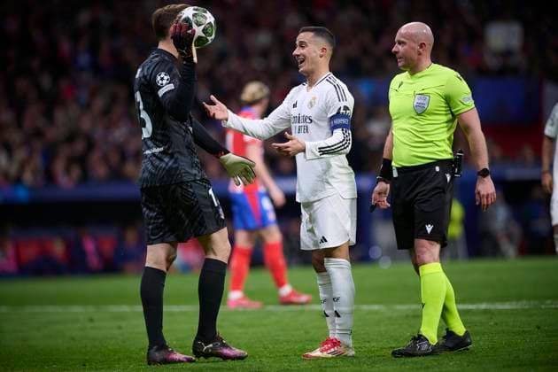UEFA Champions League soccer match Atletico de Madrid vs Real Madrid at Riyadh Air Metropolitano stadium in Madrid, Spain 12 March 2025 Szymon Marciniak, Lucas Vazquez and Oblak 900 Cordon Press  900 CordonxPress LOF - UEFA Champions League Atletico de Madrid vs Real Madrid