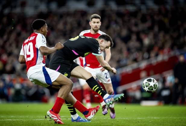 LONDON - Ivan Perisic of PSV Eindhoven scores the 1-1 during the UEFA Champions league match between Arsenal FC and PSV Eindhoven at Emirates Stadium on March 12, 2025 in London, England. ANP KOEN VAN WEEL UEFA Champions League 2024 25 Round of 16 Second Leg 2024 25 xVIxANPxSportx xxANPxIVx 522227277 originalFilename: 522227277.jpg