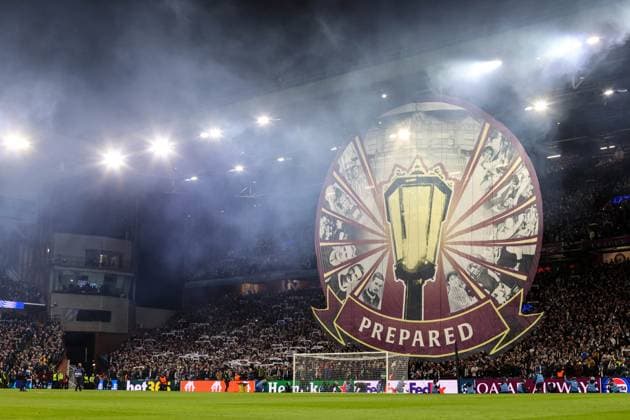 Aston Villa gegen Club Brugge 12. März 2025, Aston UEFA Champions League, Achtelfinale, Rückspiel Aston Villa gegen Club Brugge Ein TIFO wird im Villa Park entrollt Foto Charlotte Wilson Abseits Aston UK  Copyright: xCharlottexWilsonx xOffsidexOffside