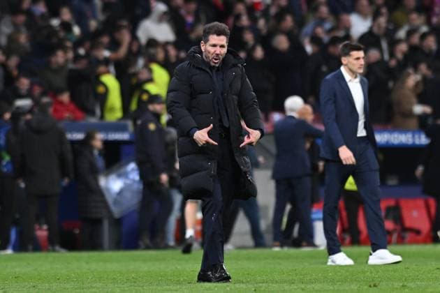 March 13, 2025, Madrid, Madrid, Spain: DIEGO PABLO SIMEONE addressing the fans stand during the UEFA Champions League 2024 25 UEFA Champions League 2024 25 Round of 16 second leg match between Atletico de Madrid and Real Madrid C.F. at Estadio Riyadh Air Metropolitano on March 12, 2025 in Madrid, Spain. Madrid Spain - ZUMAc312 20250313_zsp_c312_043 Copyright: xOscarxManuelxSanchezx