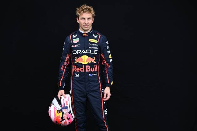 AUSTRALIAN GRAND PRIX, Liam Lawson of Red Bull Racing poses during the drivers portrait photo session at Albert Park Circuit in Melbourne, Victoria, Thursday, March 13, 2025. ( NO ARCHIVING, EDITORIAL USE ONLY, NO USE IN BOOKS WITHOUT CONSENT Melbourne Victoria Australia  Copyright: xJoelxCarrettx 20250313114883061382