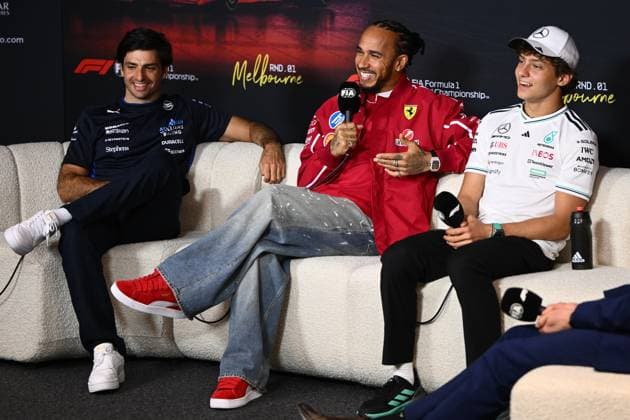 AUSTRALIAN GRAND PRIX, (L-R) Carlos Sainz of Williams, Lewis Hamilton of Ferrari and Andrea Kimi Antonelli of Mercedes during a drivers press conference, PK, Pressekonferenz at Albert Park Circuit in Melbourne, Victoria, Thursday, March 13, 2025. ( NO ARCHIVING, EDITORIAL USE ONLY, NO USE IN BOOKS WITHOUT CONSENT Melbourne Victoria Australia Copyright: xJoelxCarrettx 20250313140663655423