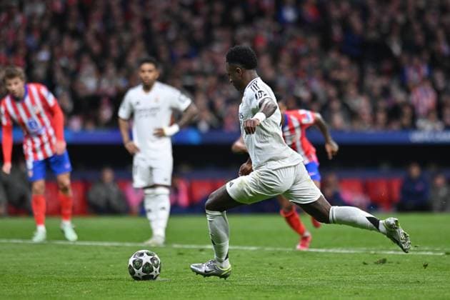 March 12, 2025, Madrid, Madrid, Spain: 7 VINICIUS JR during the UEFA Champions League 2024 25 UEFA Champions League 2024 25 Round of 16 second leg match between Atletico de Madrid and Real Madrid C.F. at Estadio Riyadh Air Metropolitano on March 12, 2025 in Madrid, Spain. Madrid Spain - ZUMAc312 20250312_zsp_c312_057 Copyright: xOscarxManuelxSanchezx