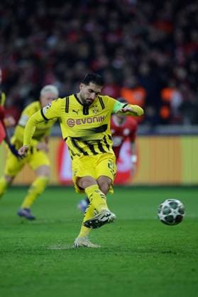 March 12, 2025, Villeneuve D ascq, France, Emre Can Borussia Dortmund scoring the 1 1 goal during the UEFA Champions League match between OSC Lille and Borussia Dortmund Copyright: AntonioxBorga
