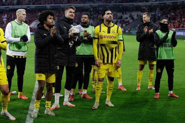March 12, 2025, Villeneuve D ascq, France, Emre Can Borussia Dortmund applauds the fans after the match the UEFA Champions League match between OSC Lille and Borussia Dortmund Copyright: AntonioxBorga