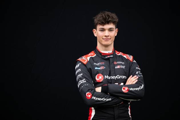 Oliver Bearman MoneyGram Haas F1 Team, 87 , AUS, Formula 1 World Championship, Luis Vuitton Australian Grand Prix, Albert Park Circuit Melbourne, Media Day, 2025 season, 13 03 2025 AUS, Formula 1 World Championship, Luis Vuitton Australian Grand Prix, Albert Park Circuit Melbourne, Media Day, 2025 season, 13 03 2025 Melbourne Copyright: xEibner-Pressefoto Memmlerx EP_MMR