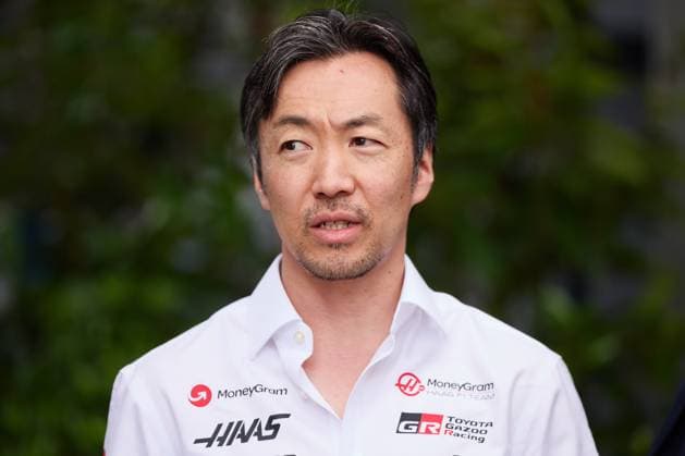 13 03 2025, xrarjax, Motorsport FIA Formula 1, Australian Grand Prix 2025 v l Team Principal Ayao Komatsu Haas F1 Team FIA REGULATIONS PROHIBIT ANY USE OF PHOTOGRAPHS as IMAGE SEQUENCES and or QUASI VIDEO Melbourne