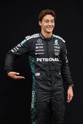 13 03 2025, xrarjax, Motorsport FIA Formula 1, Australian Grand Prix 2025 v l George Russell Mercedes AMG Petronas starting number 63 FIA REGULATIONS PROHIBIT ANY USE OF PHOTOGRAPHS as IMAGE SEQUENCES and or QUASI VIDEO Melbourne