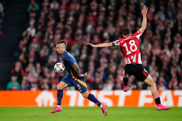 Sport Bilder des Tages Athletic Club v AS Roma - UEFA Europa League 2024 25 Round of 16 Second Leg Angelino left-back of Roma and Spain controls the ball during the UEFA Europa League 2024 25 Round of 16 Second Leg match between Athletic Club and AS Roma at Estadio de San Mames on March 13, 2025 in Bilbao, Spain. Bilbao Basque Country Spain  Copyright: xJosexBretonx originalFilename:bretonhernandez-athletic250313_npZav.jpg