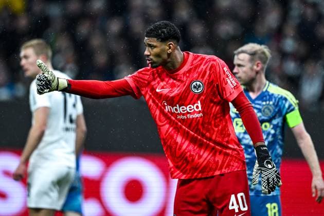 Kaua Santos Eintracht Frankfurt, 40 gestures, GER, Eintracht Frankfurt vs Ajax Amsterdam, Football, UEFA Europa League, round of 16, second leg, 2024 25 season, 13 03 2025 GER, Eintracht Frankfurt vs Ajax Amsterdam, Football, UEFA Europa League, round of 16, second leg, 2024 25 season, 13 03 2025 Frankfurt am Main Copyright: xEibner-Pressefoto FlorianxWieganx EP_FWD