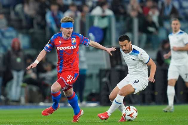 Pavel Sulc (Viktoria Plzen) and Pedro (SS Lazio) battle for the ball, UEFA Europa League 2024 25 Round of 16 Second Leg, S.S. Lazio v FC Viktoria Plzen, Olimpico Stadium, March 13, 2025, Rome, Italy.