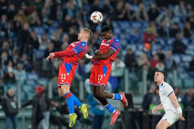 Sport Bilder des Tages Matej Vydra (Viktoria Plzen) and Rafiu Durosinmi (Viktoria Plzen) in action, UEFA Europa League 2024 25 Round of 16 Second Leg, S.S. Lazio v FC Viktoria Plzen, Olimpico Stadium, March 13, 2025, Rome, Italy.