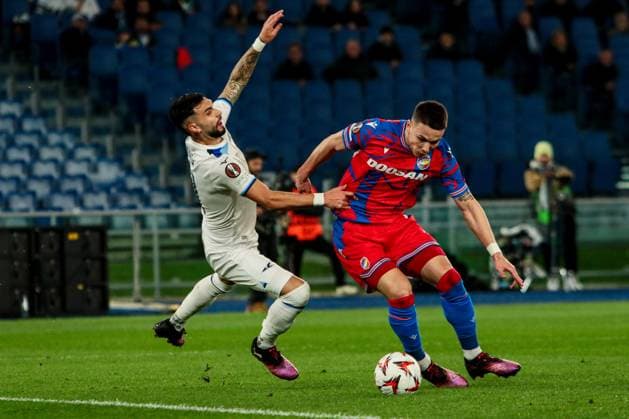 Taty Castellanos of SS Lazio and Svetozar Markovic of Viktoria Plzen during Lazio vs Viktoria Plzen, Football Europa League match in Rome, Italy, March 13 2025  Copyright: xRaffaelexConti IPAxSportx xipa-agency.netx xx IPA_55306007 IPA_Agency_IPA55306007
