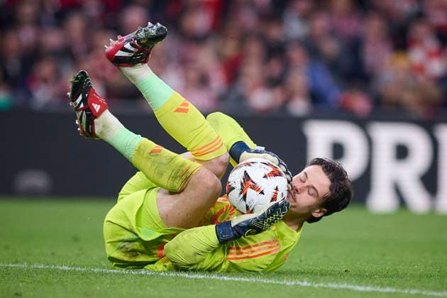 ATHLETIC DE BILBAO v AS ROMA. UEFA EUROPA LEAGUE 2024 2025. ROUND OF 16. AS Roma™s Mile Svilar during UEFA Europa League 2024 2025 Round of 16 2nd leg match. March 13,2025. (ALTERPHOTOS Jorge Ropero) BilbaoSpain  Copyright: xJorgexRoperox