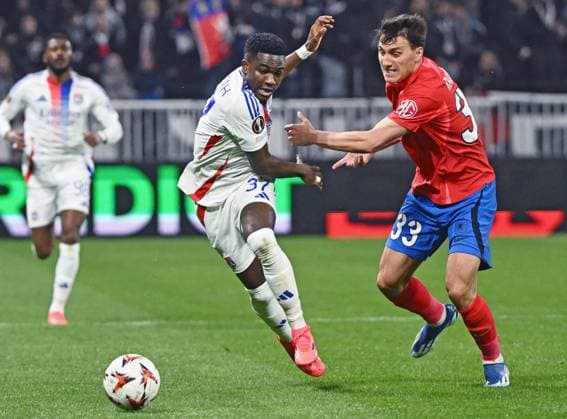 Match Europa League OL- Bucarest PHOTOPQR LE PROGRES Stéphane GUIOCHON - Décines-Charpieu 13 03 2025 - Match Europa League OL- Bucarest -A Décines au Groupama Stadium 1 8 eme de finale retour de l Europa League saison 2024 - 2025 OL - Bucarest ici Ernest Nuamah Décines-Charpieu Rhône Rhône-Alpes France  Copyright: xPHOTOPQR LExPROGRES MAXPPPxStéphanexGUIOCHONx 20250313LPL8244 20250313LPL8244