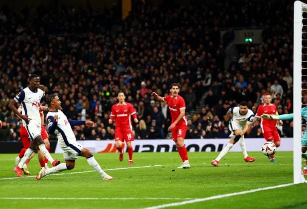 Wilson Odobert of Tottenham Hotspur scores a goal to make the score 3-1. Tottenham Hotspur v AZ Alkmaar, UEFA Europa League, Round of 16, Second Leg, Football, Tottenham Hotspur Stadium, London, UK - 13 Mar 2025 EDITORIAL USE ONLY No use with unauthorised audio, video, data, fixture lists, club league logos or live services. Online in-match use limited to 120 images, no video emulation. No use in betting, games or single club league player publications. Copyright: xJamesxMarsh Shutterstockx 15188196bh