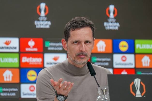 Uefa Europa League 2024 2025, Round of 16 Eintracht Frankfurt vs Ajax Amsterdam Deutsche Bank Park Frankfurt, Germany Dino Toppmöller Dino Toppmoeller Coach, Eintracht Frankfurt Copyright: xJOERANxSTEINSIEKx