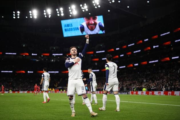 Tottenham Hotspur gegen AZ Alkmaar 13. März 2025, London UEFA Europa League Achtelfinale Tottenham Hotspur gegen AZ Alkmaar James Maddison von Tottenham Hotspur feiert sein zweites Tor Foto Jacques Feeney Abseits London UK  Copyright: xJacquesxFeeneyx xOffsidexOffside
