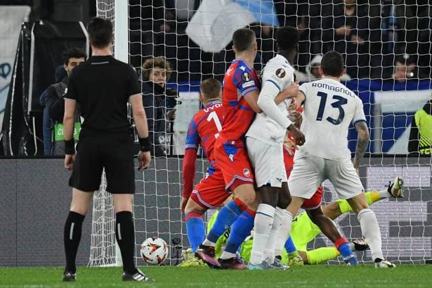 Soccer, UEFA Europa League match , Lazio v Viktoria Plzen Alessio Romagnoli of SS Lazio scores his goal during the Europa League Round of 16 2nd leg between Lazio v Viktoria Plzen at Olympic stadium, Italy, Mar 13rd, 2025. Imago-Images Emmefoto Copyright: xImago-Images Emmefotox