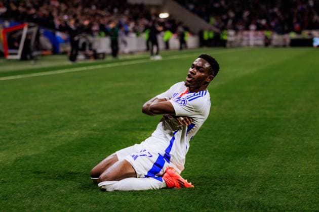 Lyon, France Ernest Nuamah (37 Olympique Lyonnais) celebrates his goal during the UEFA Europa League game between Olympique Lyonnais and Fotbal Club FCSB at Groupama Stadium in Lyon, France. (Pauline FIGUET SPP) Copyright: xPaulinexFIGUETx xSPPx spp-en-PaFiSp-PF_OLFCSB2550