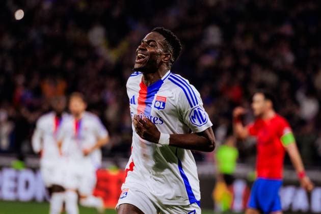 Lyon, France Ernest Nuamah (37 Olympique Lyonnais) celebrates his goal during the UEFA Europa League game between Olympique Lyonnais and Fotbal Club FCSB at Groupama Stadium in Lyon, France. (Pauline FIGUET SPP) Copyright: xPaulinexFIGUETx xSPPx spp-en-PaFiSp-PF_OLFCSB2549